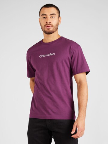 Calvin Klein قميص 'Hero' بلون بنفسجي: الأمام