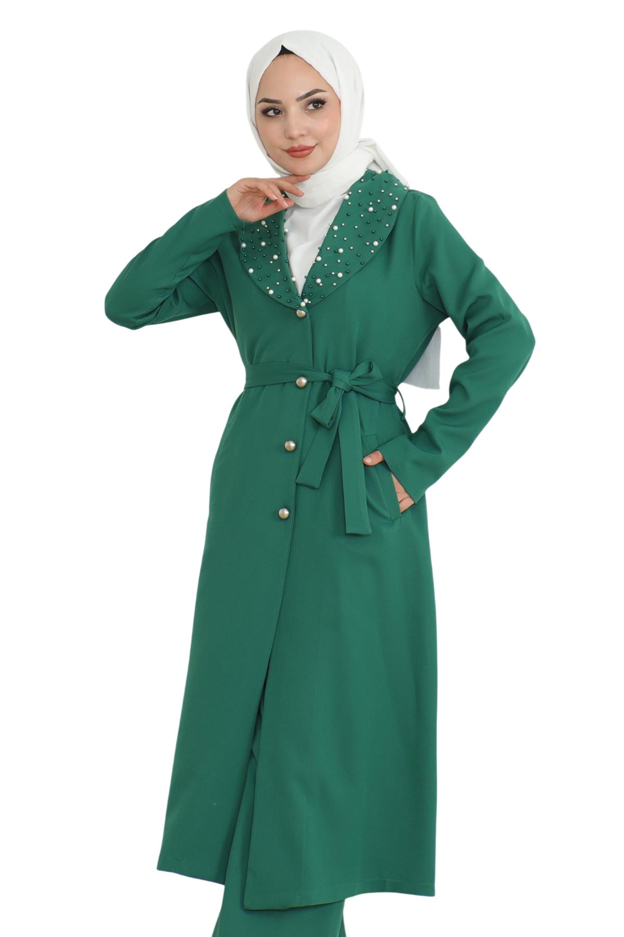 Pantalons de tailleur MODAMIHRAM en vert