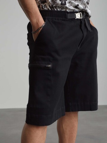 ABOUT YOU x Benny Cristo Regular Shorts 'Ron' in Schwarz