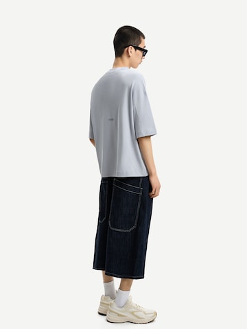 Bershka T-shirt i blå