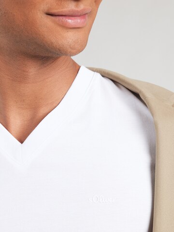 s.Oliver Μπλουζάκι σε λευκό