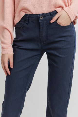 Coupe slim Pantalon 'Pam' Oxmo en bleu