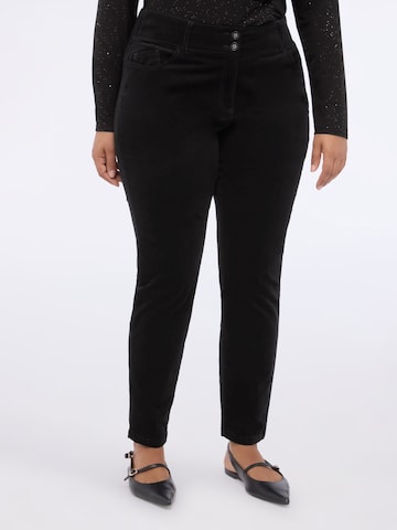 Coupe slim Pantalon Fiorella Rubino en noir