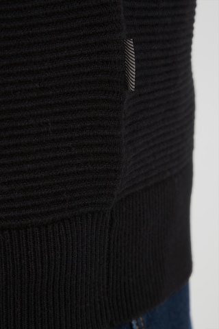 !Solid Knit Cardigan 'Cezar' in Black