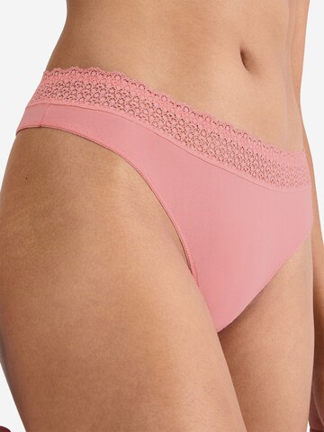 TRIUMPH String ' Red Label Feel of Modal ' in Roze