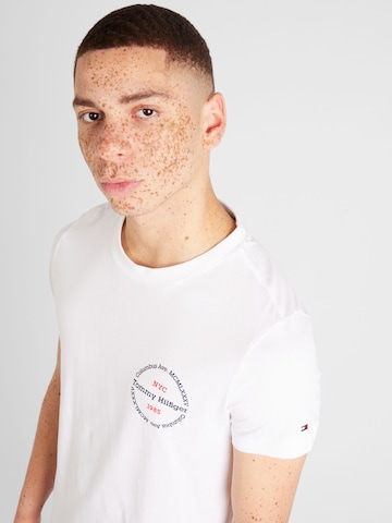 T-Shirt TOMMY HILFIGER en blanc