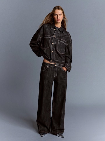 Bershka Between-season jacket in Black: front