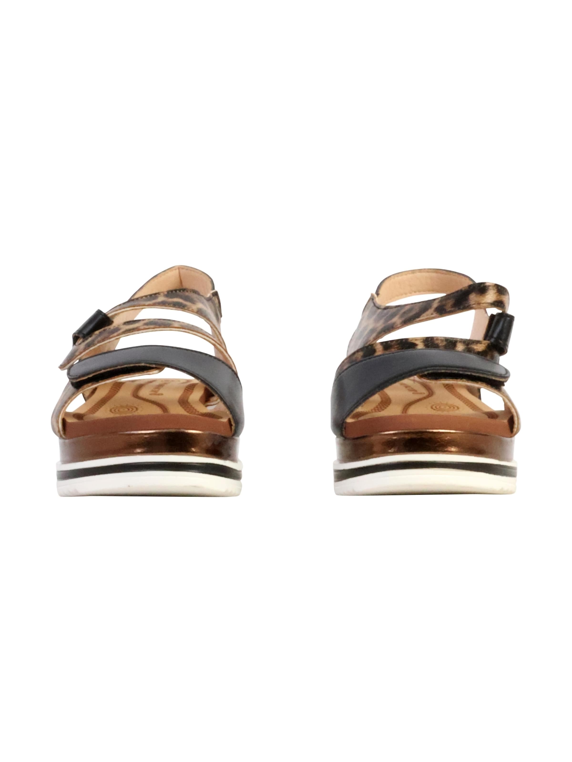 The Divine Factory Sandal in Silver