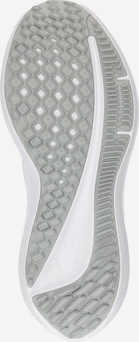 Chaussure de course 'Air Winflo 10' NIKE en blanc