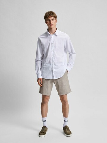 SELECTED HOMME Regular fit Button Up Shirt in White