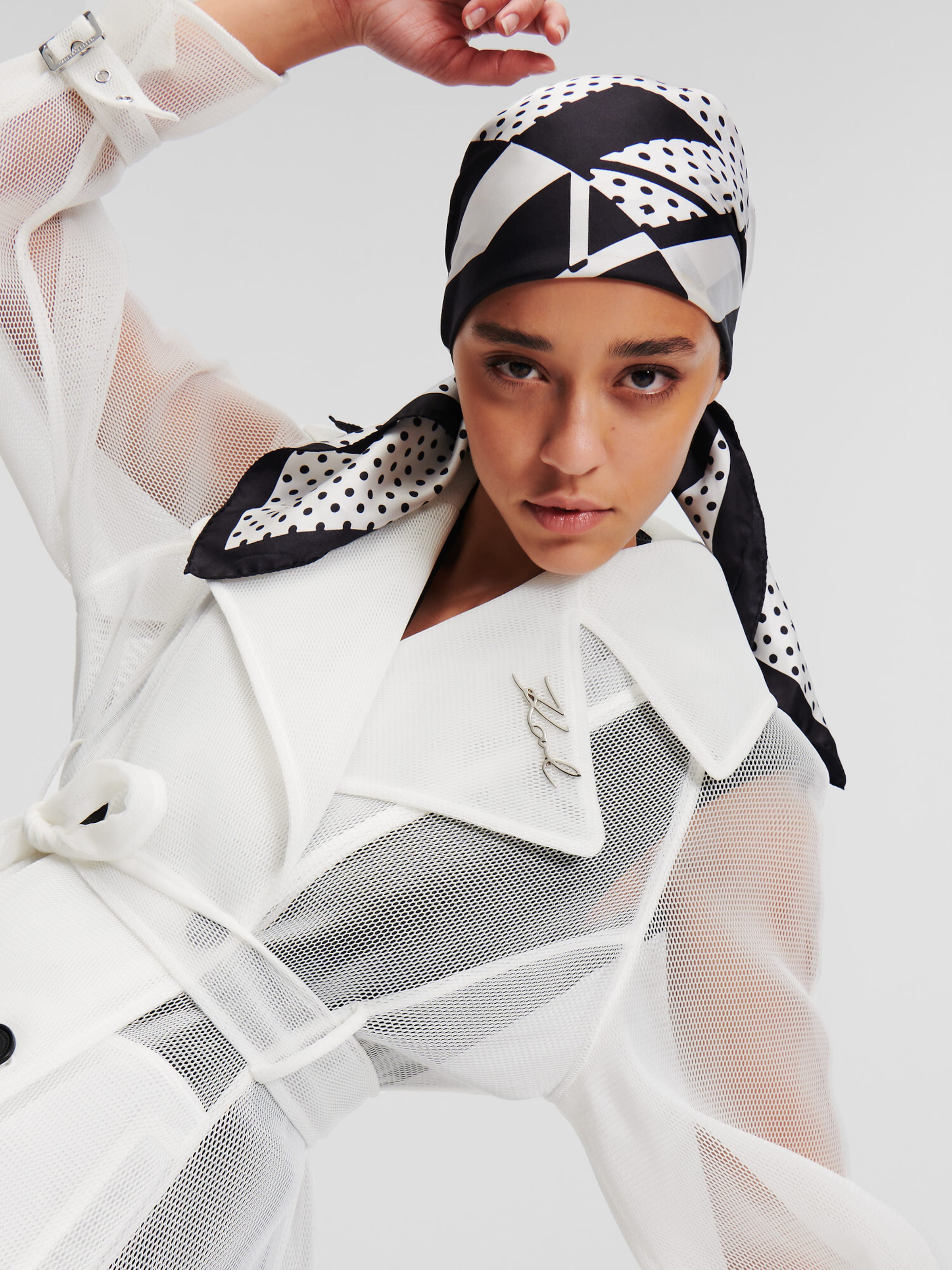 Karl lagerfeld cheap scarves