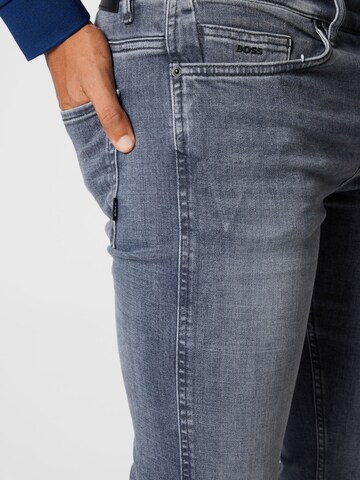 BOSS Slimfit Jeans 'Delaware' in Grau