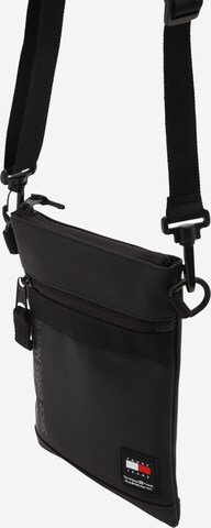 Tommy Jeans - Bolso de hombro en negro