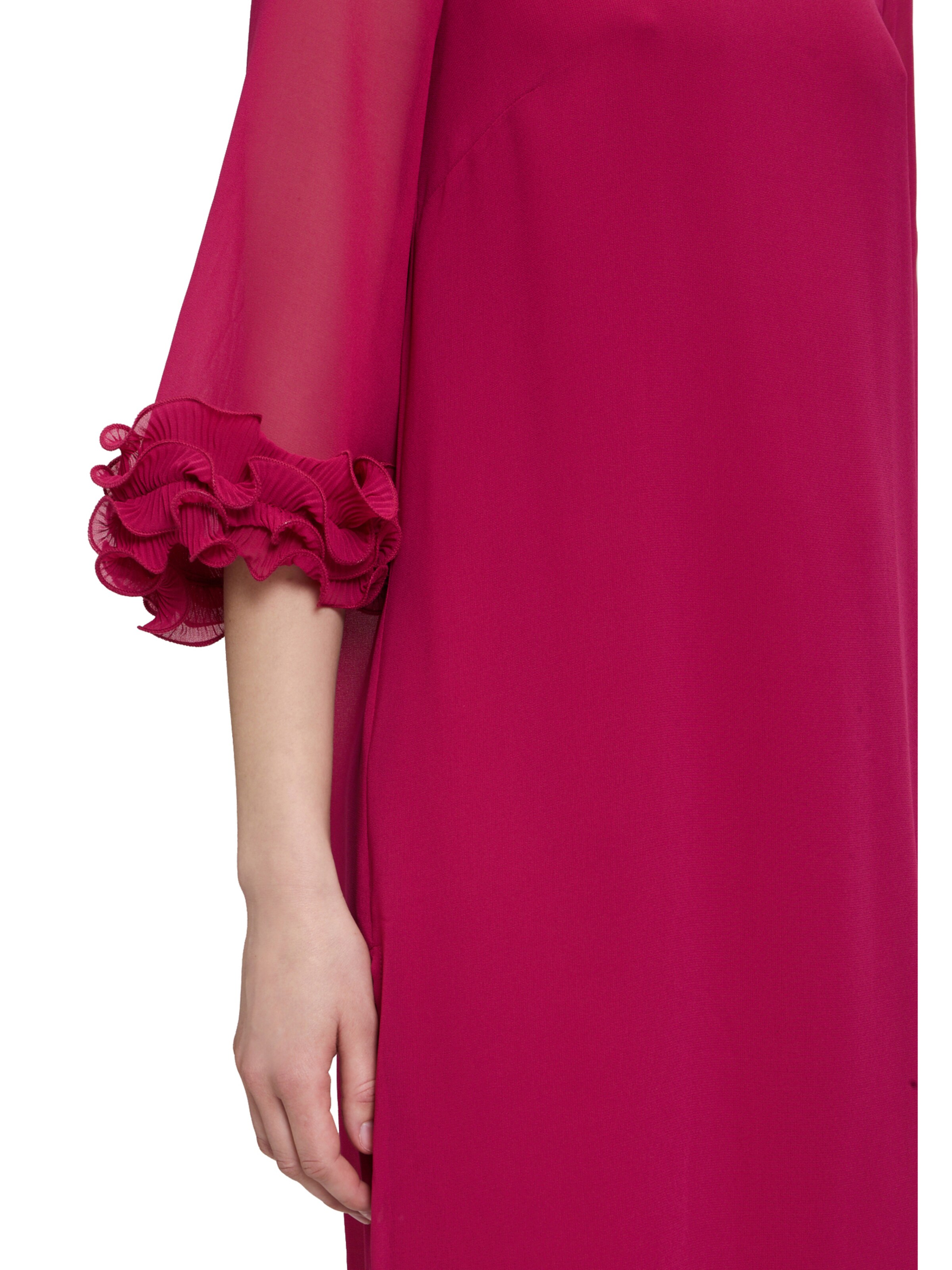 Abito di Vera Mont in rosa