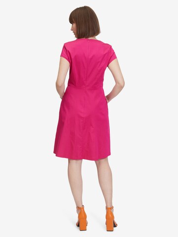 Vera Mont Basic-Kleid mit ausgestelltem Rock in Pink