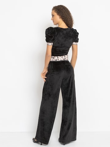 JIORO Blouse 'ESSENTIALS' in Zwart