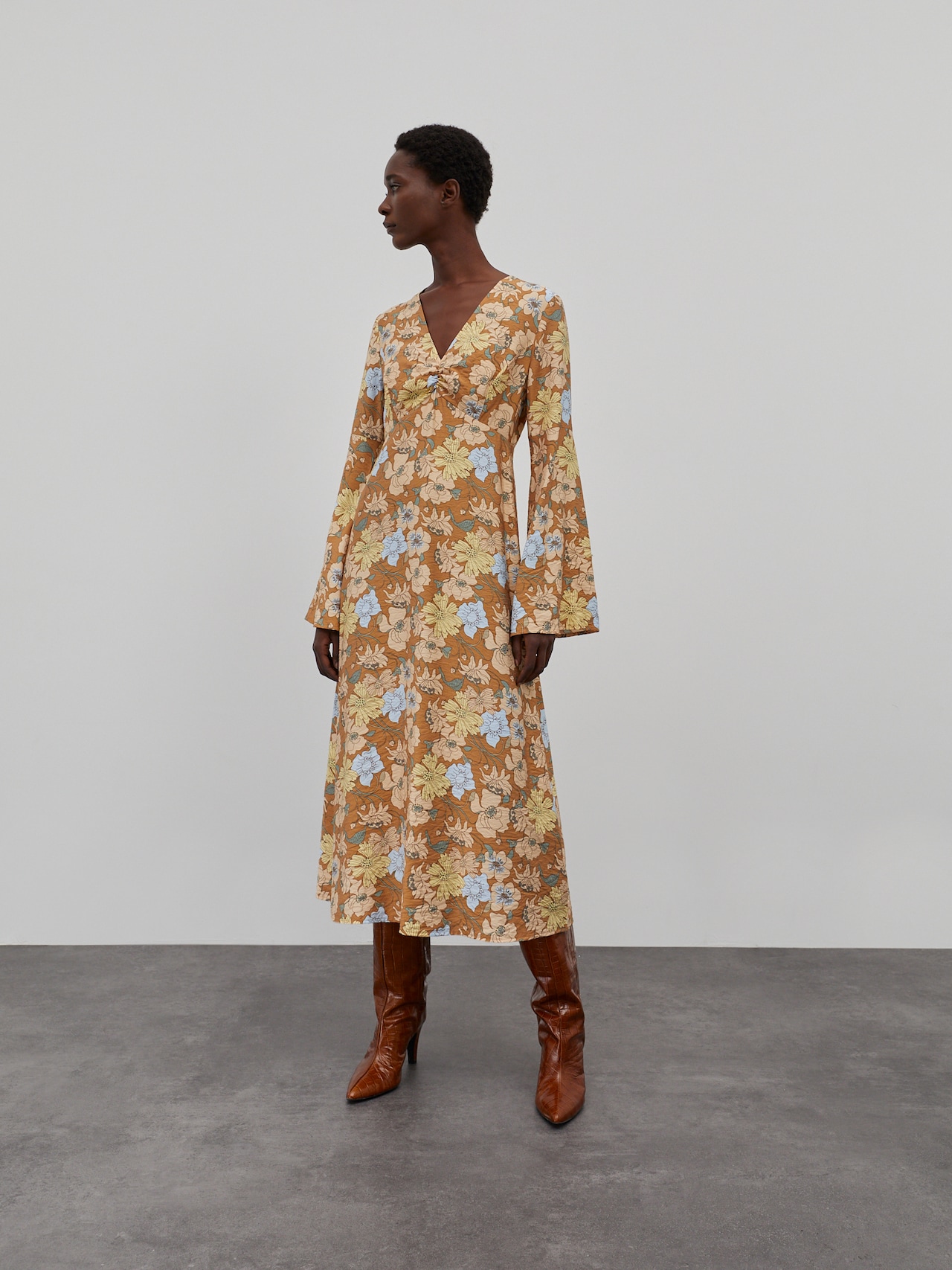 EDITED Produkte Kleid 'Bailee' creme