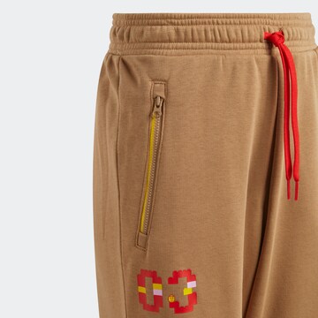 ADIDAS SPORTSWEAR Tapered Sportbroek 'Classic LEGO' in Bruin