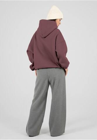 Sweat-shirt 'Berlin' Prohibited en violet