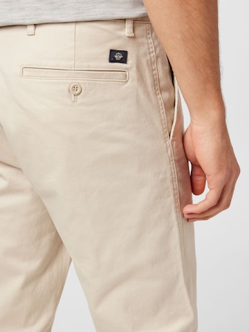 Dockers Слим фит Панталон Chino в бежово