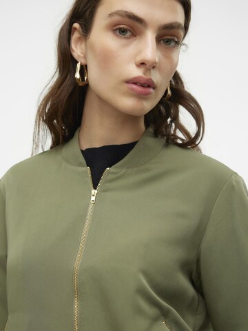 VERO MODA Tussenjas 'Summer' in Groen