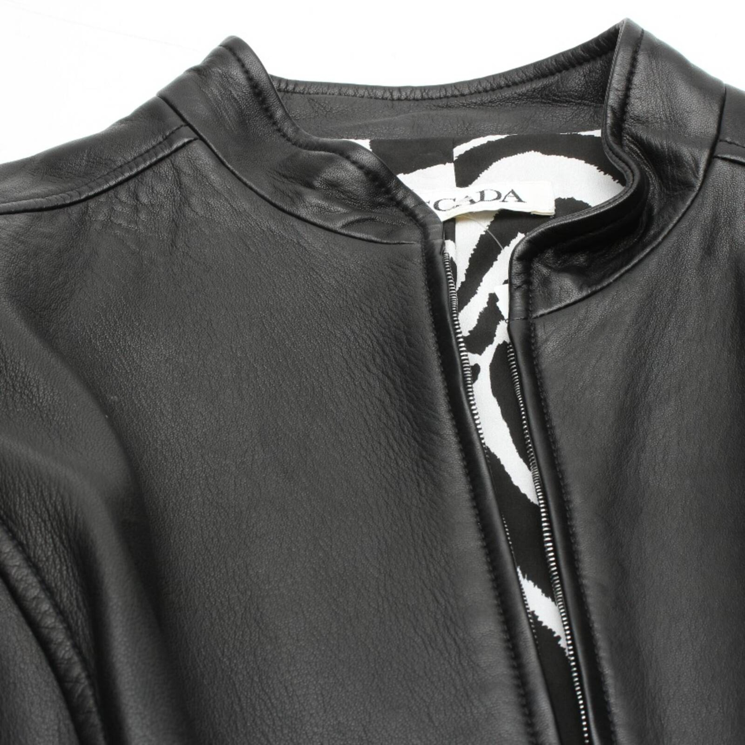 ESCADA Jacket & Coat in M in Black