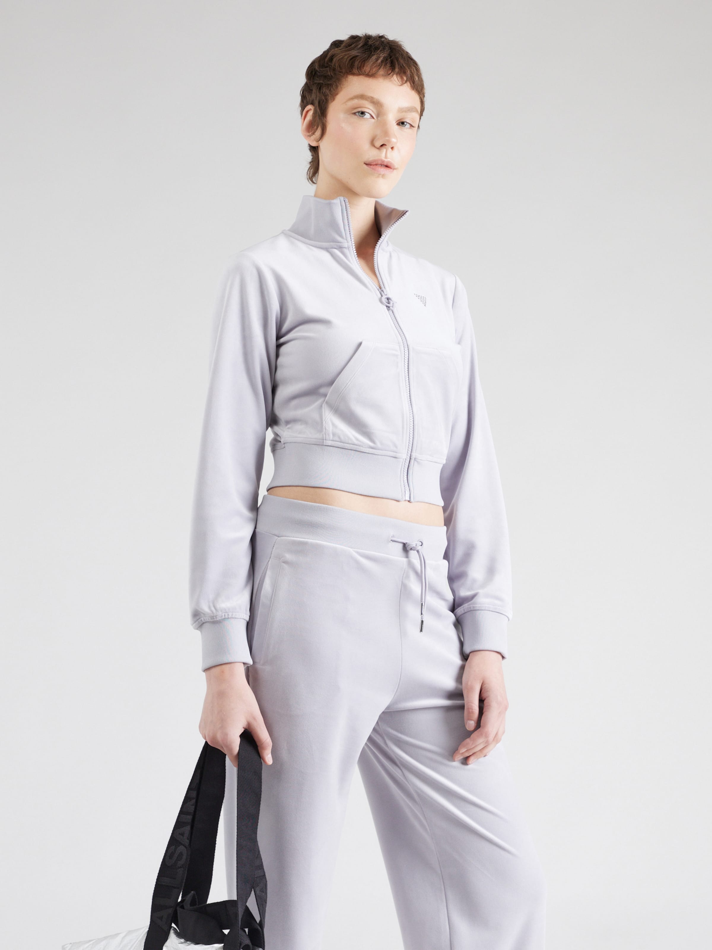 Ropa deportiva mujer guess new arrivals