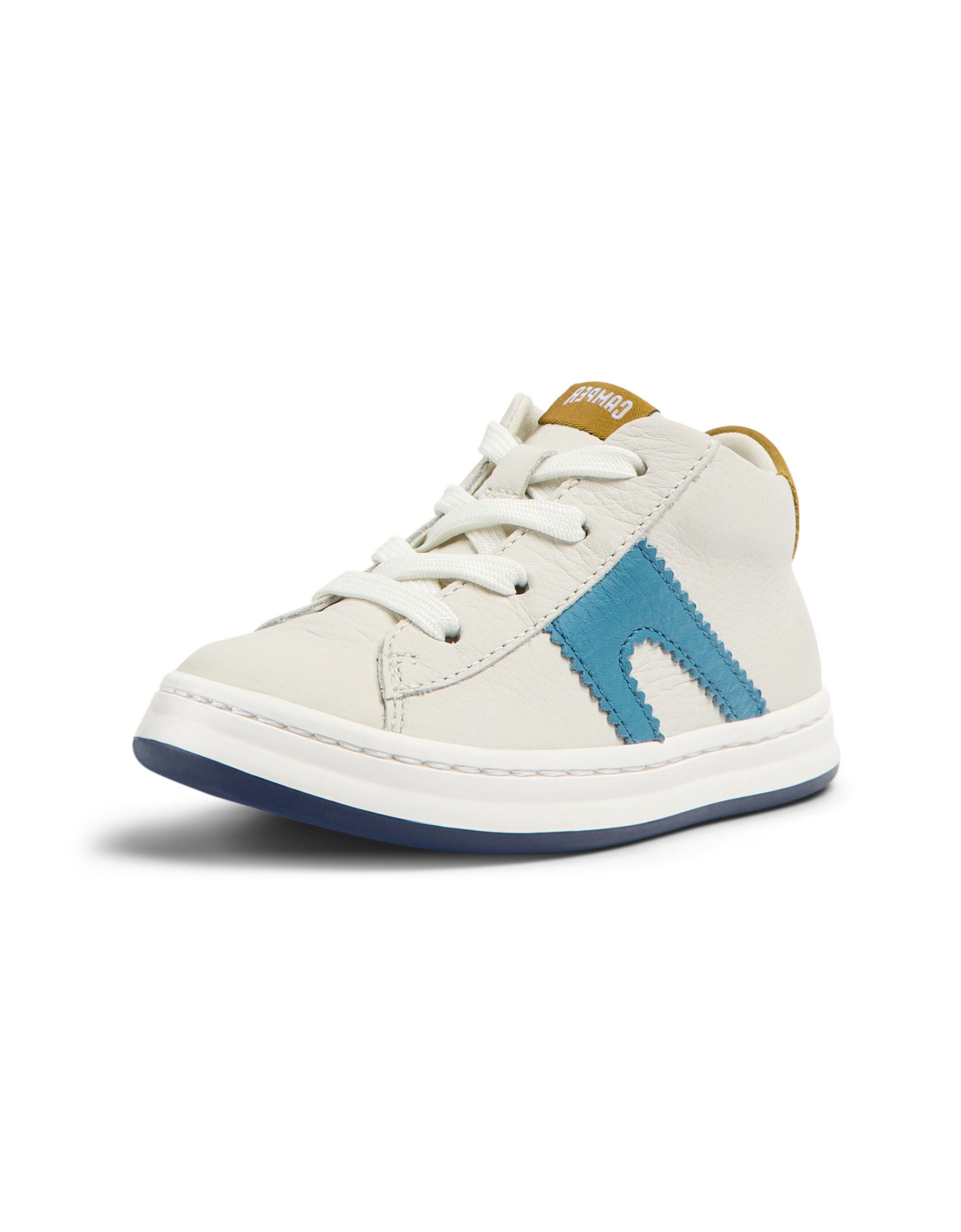 Sneaker 'Runner Four Twins' di CAMPER in bianco: frontale