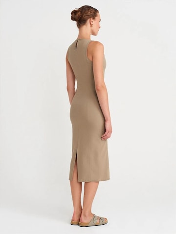 Abito 'Midi' di Dilvin in beige