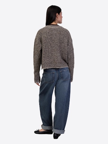 BROKE + SCHÖN Knit Cardigan in Brown