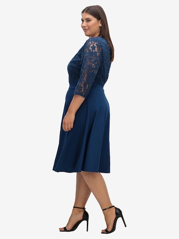 SHEEGO Cocktailkleid in Blau