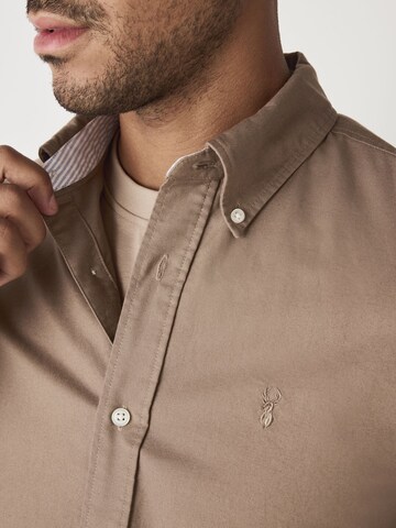 Coupe regular Chemise Next en beige