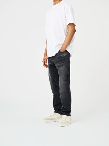 Only & Sons Regular Jeans 'ONSweft' in Black: front