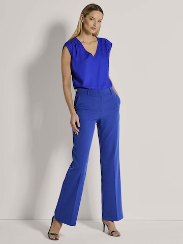MADELEINE Loosefit Hose in Blau