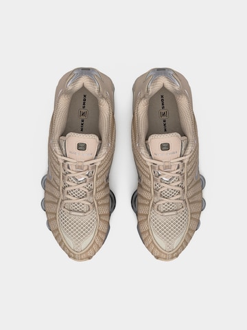 Nike Sportswear Низкие кроссовки 'Shox' в Бежевый