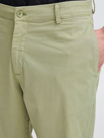 Casual Friday - regular Pantalón chino ' CFPEPE garment dyed pants ' en verde