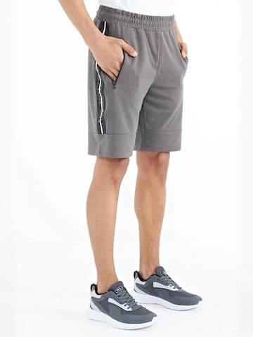 Regular Pantalon Tommy Life en gris