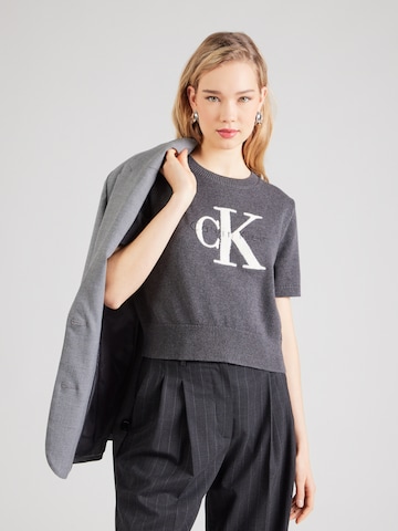 Calvin Klein Jeans - Pullover em cinzento: frente