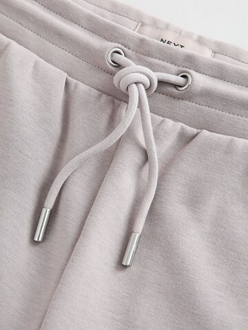 Next regular Bukser i grå