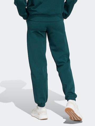 ADIDAS SPORTSWEAR Конический (Tapered) Спортивные штаны в Зеленый