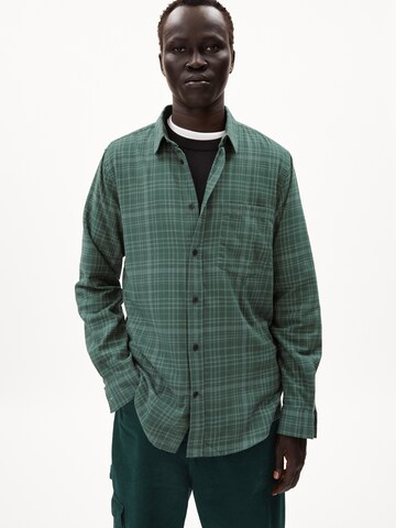 ARMEDANGELS Regular fit Button Up Shirt 'AARSENIO' in Green: front