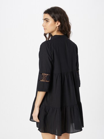 Robe d’été Trendyol en noir