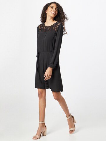 Rochie 'ALICE' de la ONLY pe negru