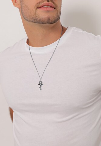 KUZZOI Ketting in Zilver: voorkant