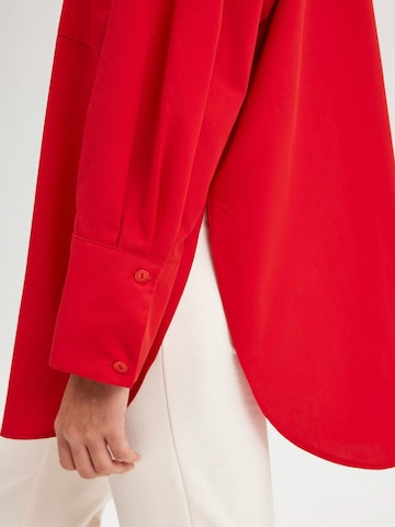 Touche Prive Shirt in Red