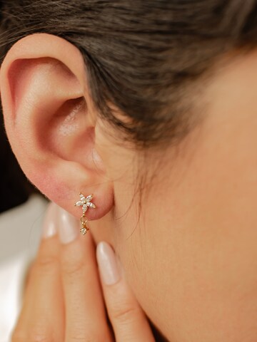 Orecchini 'Daisy Bloom' di Hey Happiness in oro