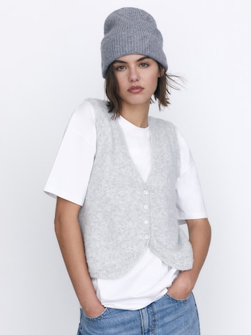 Pull&Bear Mütze in Grau