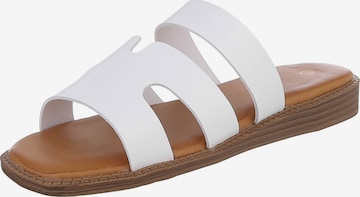 Ital-Design Mules in White: front