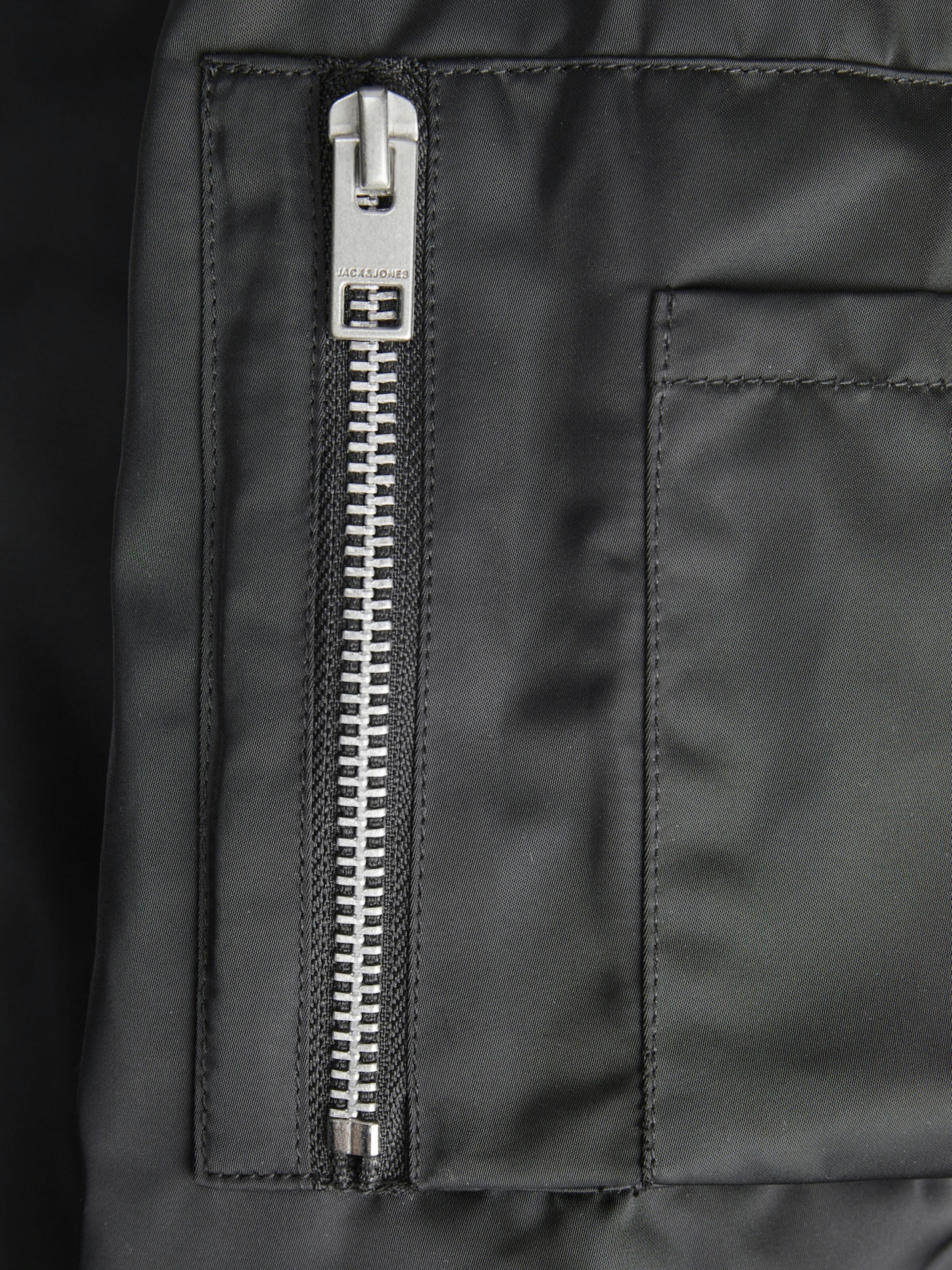 Jack & Jones Junior Φθινοπωρινό και ανοιξιάτικο μπουφάν 'Ocean' σε μαύρο