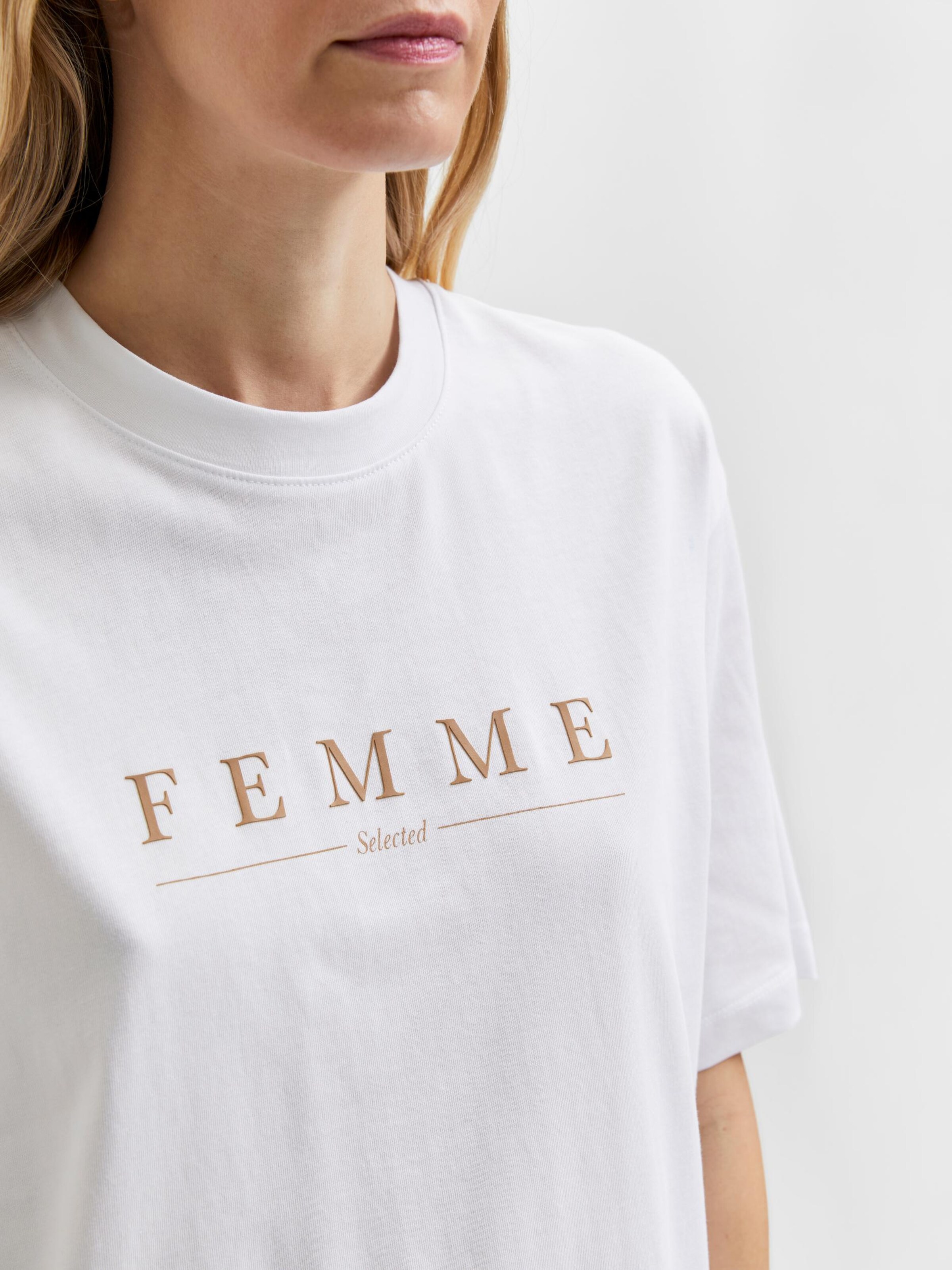 Grandes tailles T-shirt Myla SELECTED FEMME en Blanc 